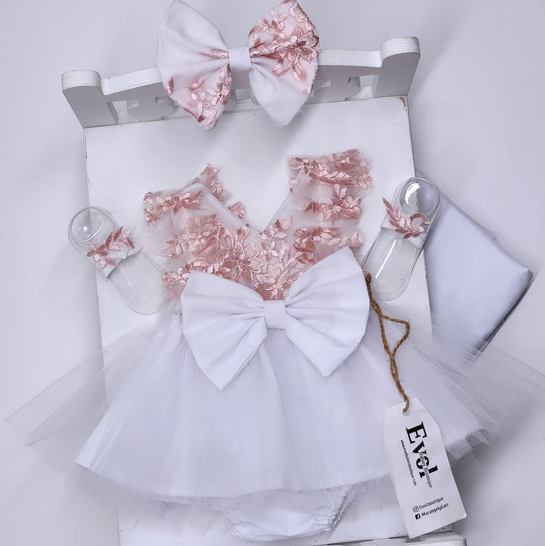 Blanco y rosa blush