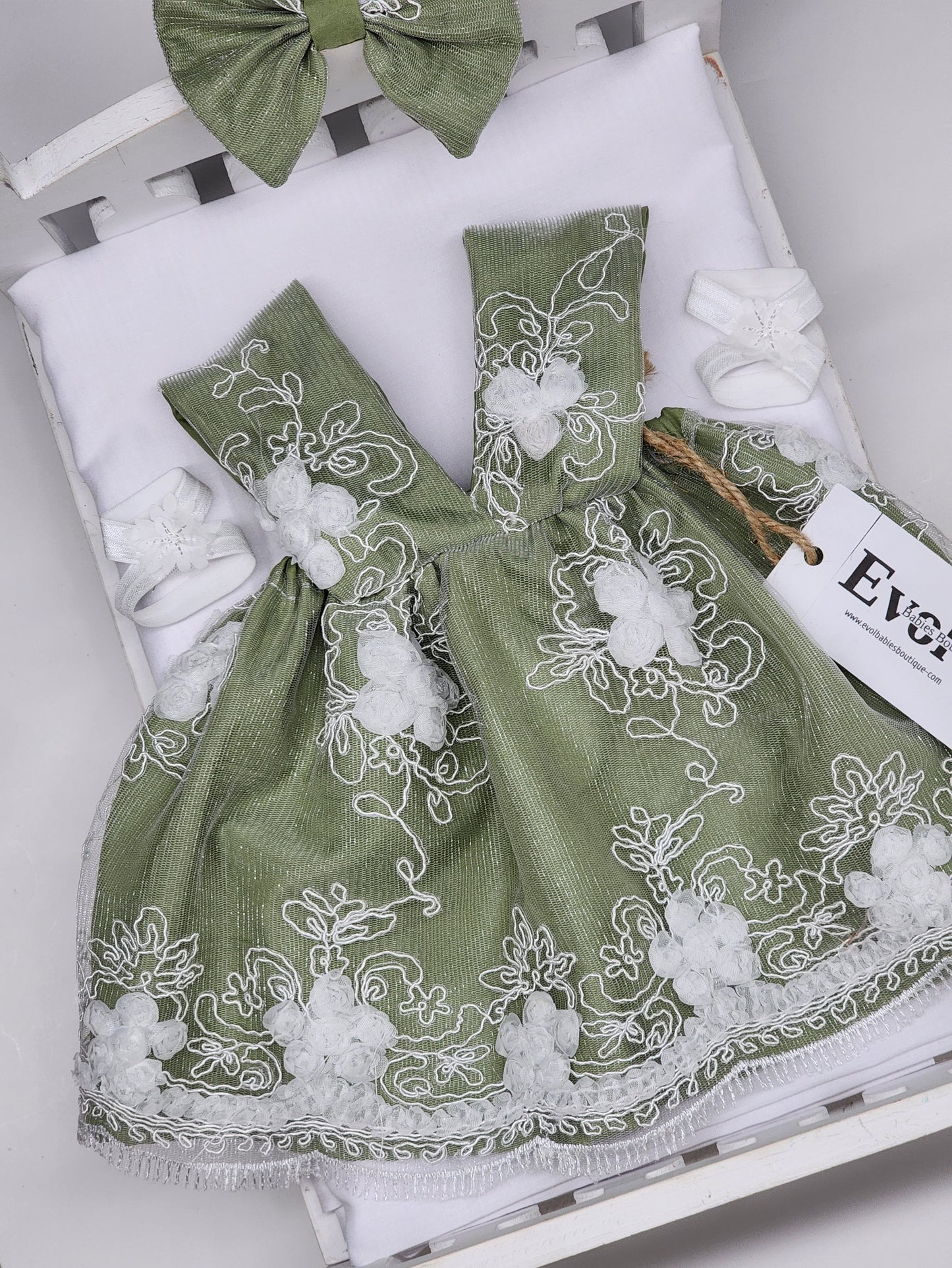 Verde sage y blanco
