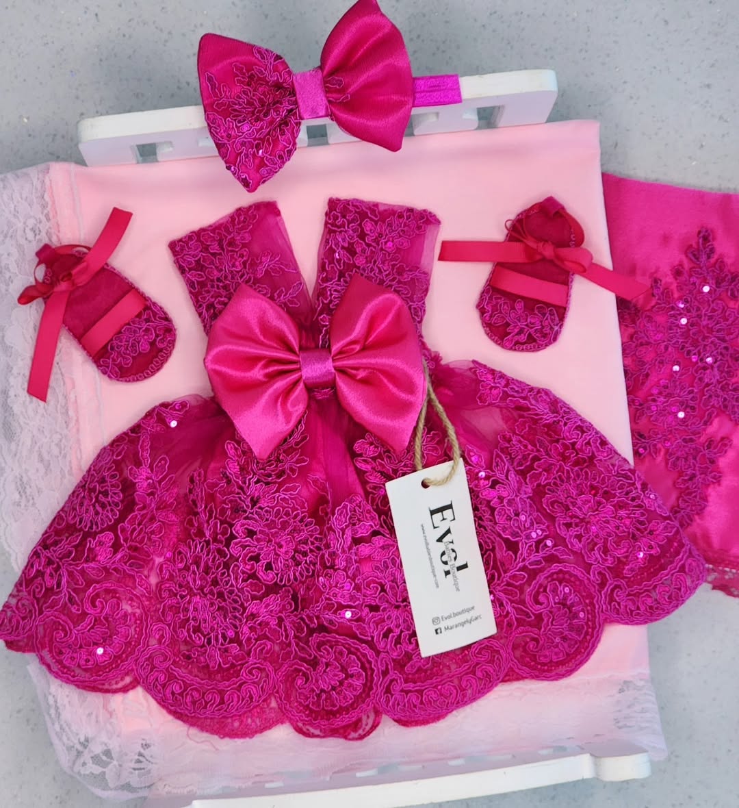 Fuscia