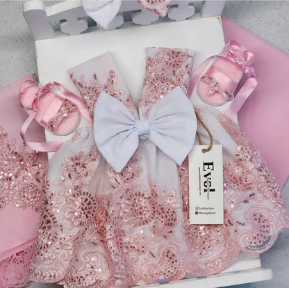 Blanco y rosa