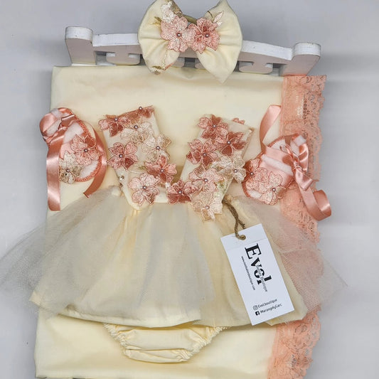 Crema y peach