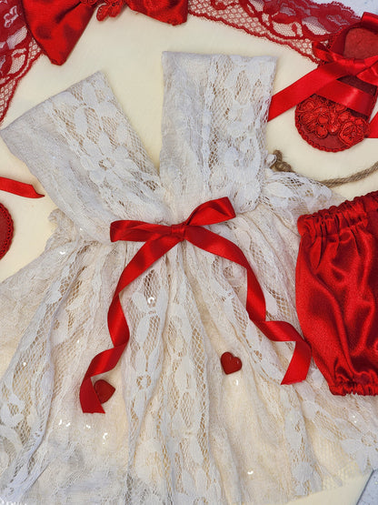 Crema y Rojo